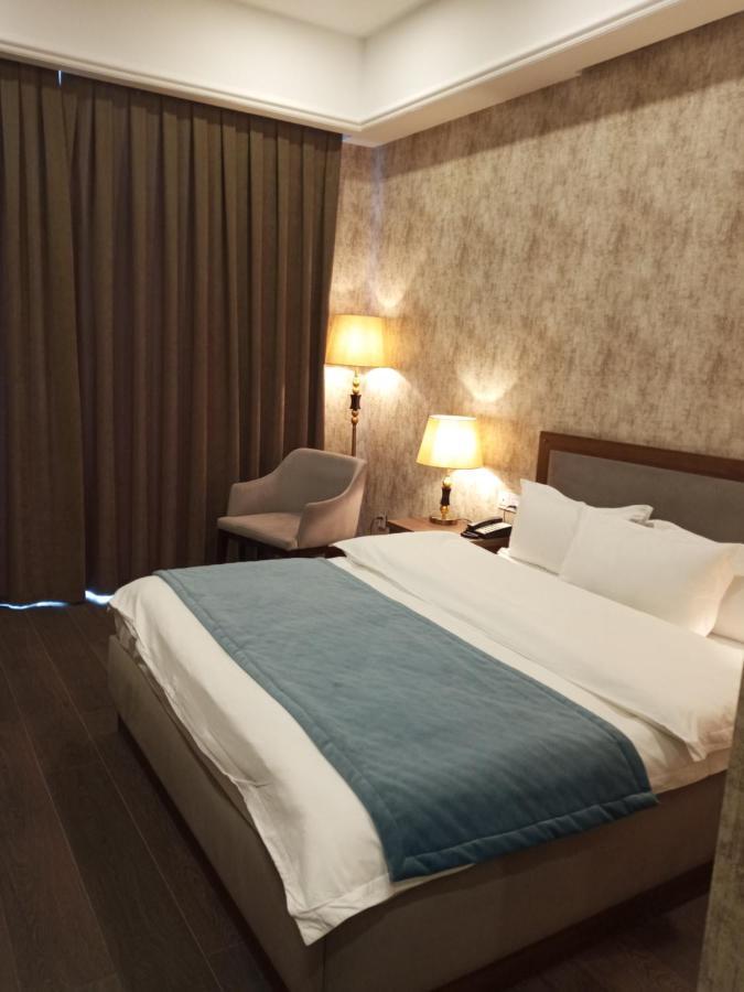 Macara Sheki City Hotel エクステリア 写真