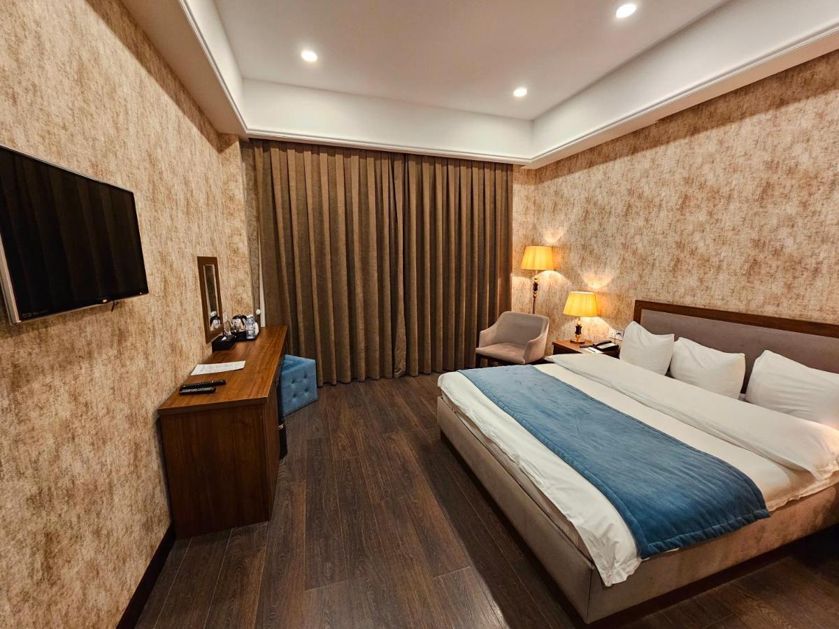 Macara Sheki City Hotel エクステリア 写真