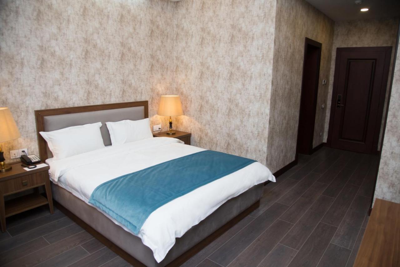 Macara Sheki City Hotel エクステリア 写真