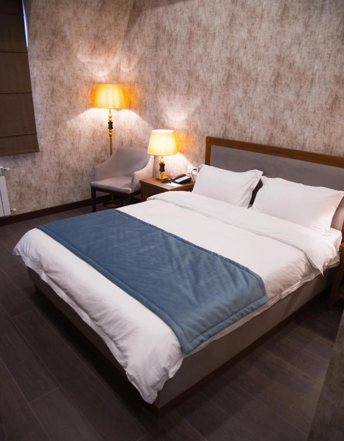 Macara Sheki City Hotel エクステリア 写真